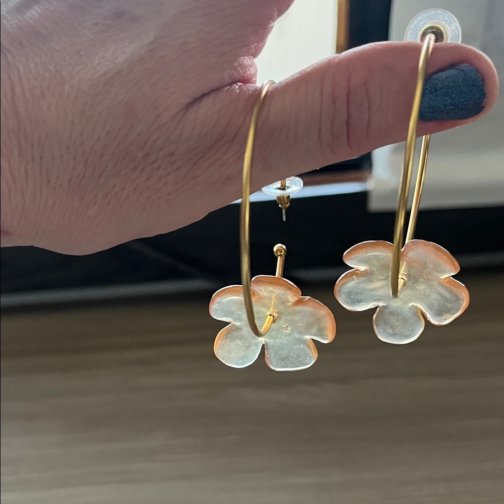 Gold and Cream Floral Hoop Earrings